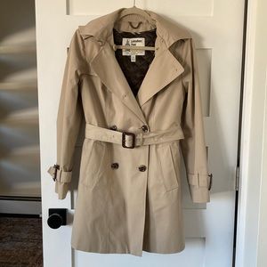 London Fog Heritage Trench Coat in Light Tan size SP